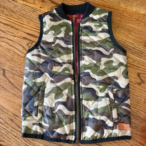 7 For All Mankind Vest 24M Quilted Camouflage Sleeveless Jacket Toddler NWOT - Picture 1 of 5